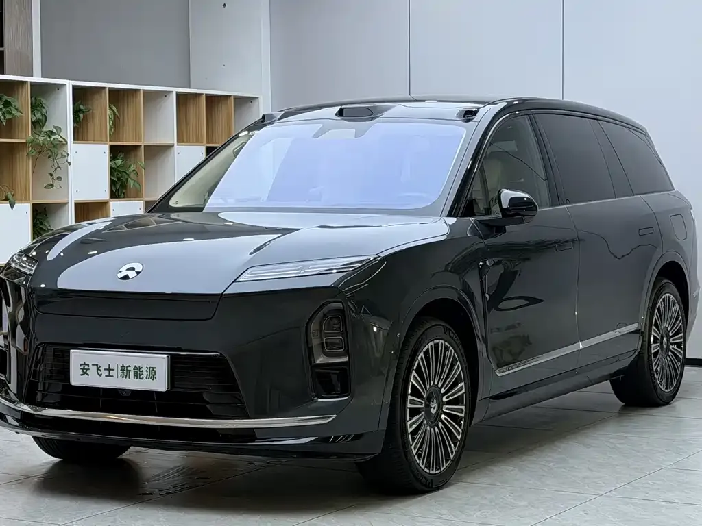 2026 Nio ES8 6-seat Executive Luxury