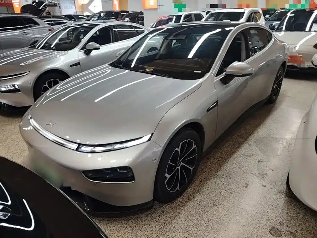 2023 Xpeng P7 586E