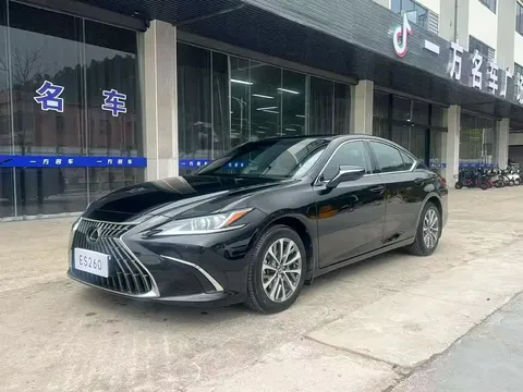 2021 Lexus ES 260