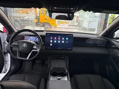 2025 BYD Qin L EV 545km Excellence, белый — фото 15