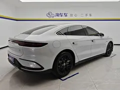 2025 BYD Han 125KM — фото 3