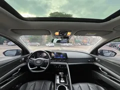 2021 Hyundai Elantra 1.5L CVT LUX Premium — фото 5