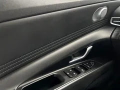 2021 Hyundai Elantra 1.5L CVT LUX Premium — фото 10