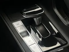 2021 Hyundai Elantra 1.5L CVT LUX Premium — фото 14