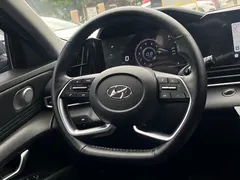 2021 Hyundai Elantra 1.5L CVT LUX Premium — фото 15