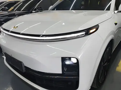 2025 Li Auto L8 Max
