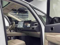 2025 Li Auto MEGA Home, белый — фото 10