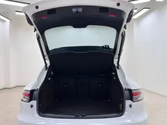 2022 Porsche Macan 2.0T, белый — фото 9