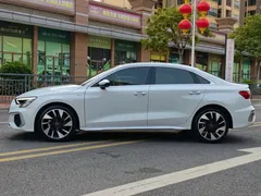 2022 Audi A3L Limousine 35 TFSI Fashion Sport, белый — фото 8