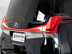 2020 Lexus LM 300h, чёрный — фото 8