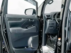 2020 Lexus LM 300h, чёрный — фото 17