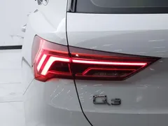 2022 Audi Q3 35 TFSI, белый — фото 13