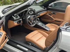 2022 Porsche 718 Boxster 2.0T — фото 9
