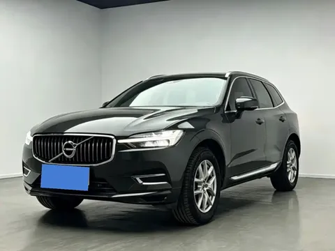 2021 Volvo XC60 T5 4WD Luxury