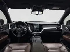 2021 Volvo XC60 T5 4WD Luxury — фото 5
