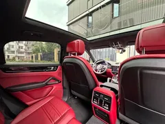 2022 Porsche Cayenne Coupe 3.0T Platinum, синий — фото 16