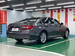 2018 Honda Accord 260TURBO Elite VI — фото 5