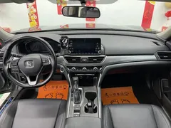 2018 Honda Accord 260TURBO Elite VI — фото 10