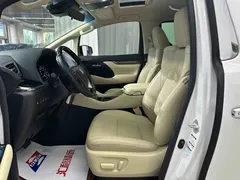2021 Toyota Alphard Hybrid 2.5L Premium, белый — фото 9