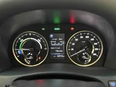 2021 Toyota Alphard Hybrid 2.5L Premium, белый — фото 15