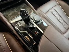 2022 BMW 5 Series 5 525Li M, чёрный — фото 12
