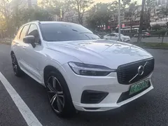 2021 Volvo XC60 Hybrid T8 E Hybrid Sport, белый — фото 2