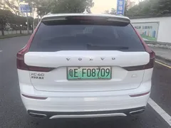 2021 Volvo XC60 Hybrid T8 E Hybrid Sport, белый — фото 6