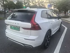 2021 Volvo XC60 Hybrid T8 E Hybrid Sport, белый — фото 7