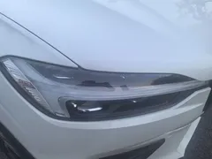 2021 Volvo XC60 Hybrid T8 E Hybrid Sport, белый — фото 10