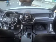 2021 Volvo XC60 Hybrid T8 E Hybrid Sport, белый — фото 16