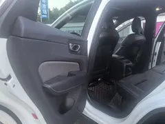 2021 Volvo XC60 Hybrid T8 E Hybrid Sport, белый — фото 24