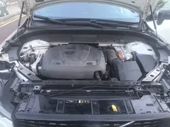 2021 Volvo XC60 Hybrid T8 E Hybrid Sport, белый — фото 25