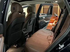 2021 BMW X5 M Sport Package, чёрный — фото 12