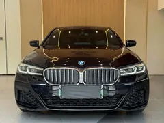 2022 BMW 5 Series 5 535Le M, чёрный — фото 2