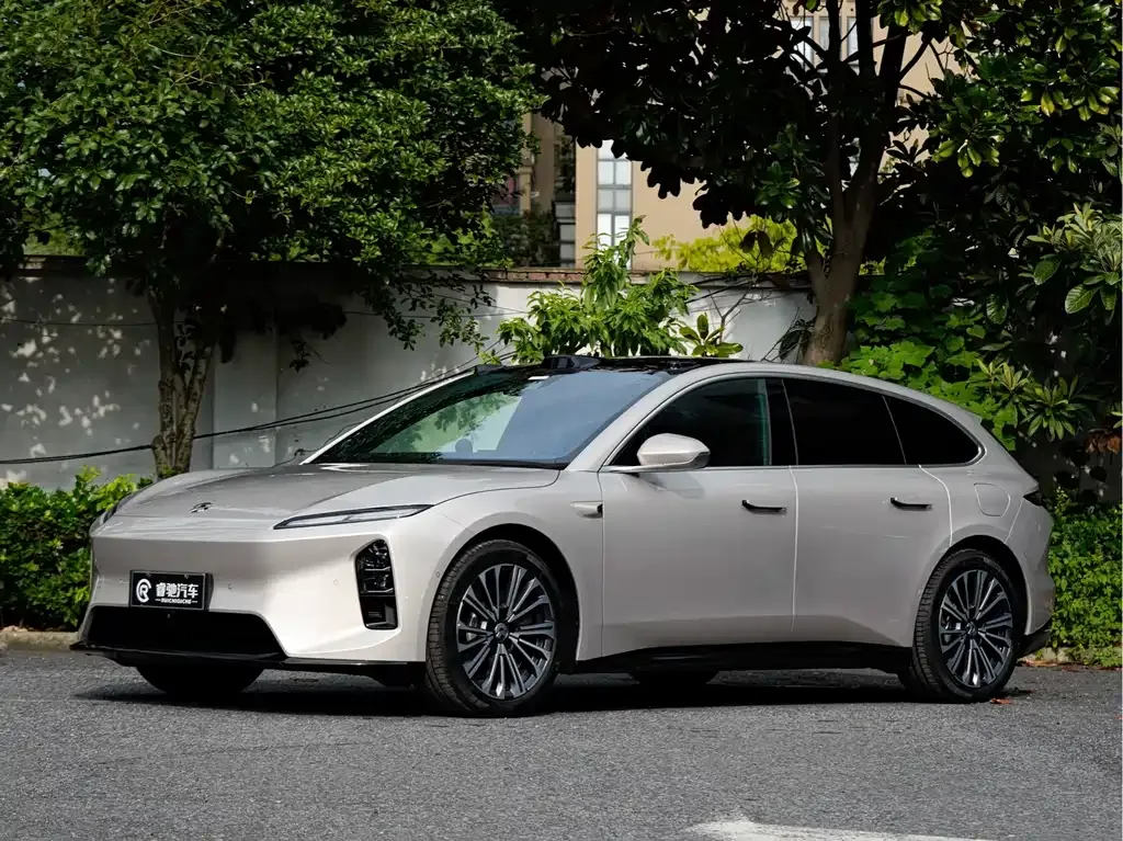 2025 Nio ET5T 75kWh Touring