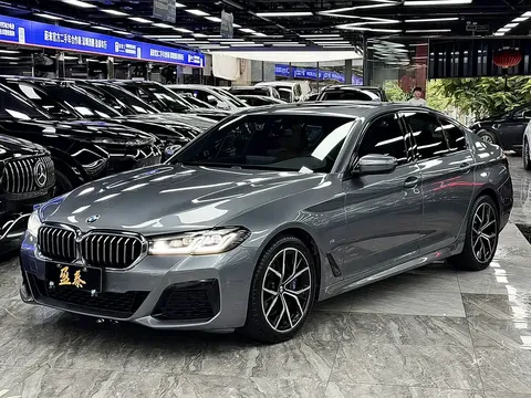 2022 BMW 5 Series 5 530i M