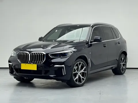 2022 BMW X5 40Li M