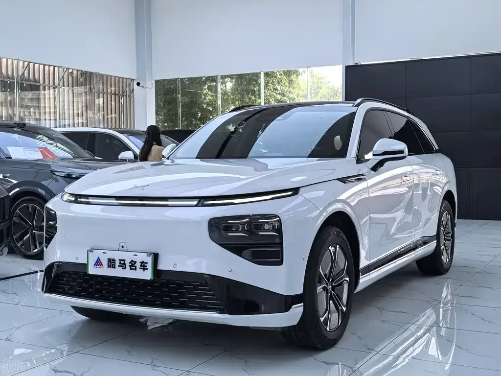 2022 Xpeng G9 702 Max