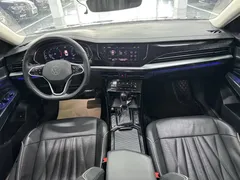 2022 Volkswagen Passat 330TSI Premium, чёрный — фото 6