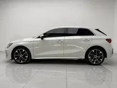 2023 Audi A3 L Limousine 35 TFSI Fashion Sport, чёрный — фото 3