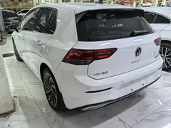 2021 Volkswagen Golf 280TSI DSG Pro, белый — фото 4