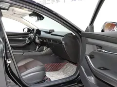 2021 Mazda 3 2.0L AT, чёрный — фото 8
