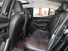 2021 Mazda 3 2.0L AT, чёрный — фото 11