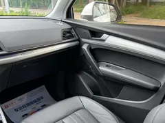 2020 Audi Q5L 40 TFSI, белый — фото 10