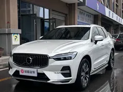 2022 Volvo XC60 4WD Zhiyi Luxury, белый — фото 3