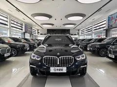 2022 BMW X5 40Li M, чёрный — фото 3