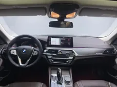2022 BMW 5 Series 530Li Leading Luxury Package, чёрный — фото 13