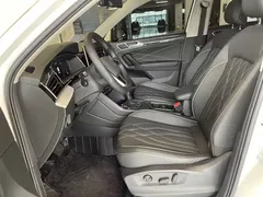 2022 Volkswagen Tiguan L 330TSI AT 2WD, белый — фото 4