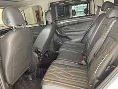 2022 Volkswagen Tiguan L 330TSI AT 2WD, белый — фото 8