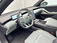 2024 Nio ET5T 75kWh Touring, зелёный — фото 15